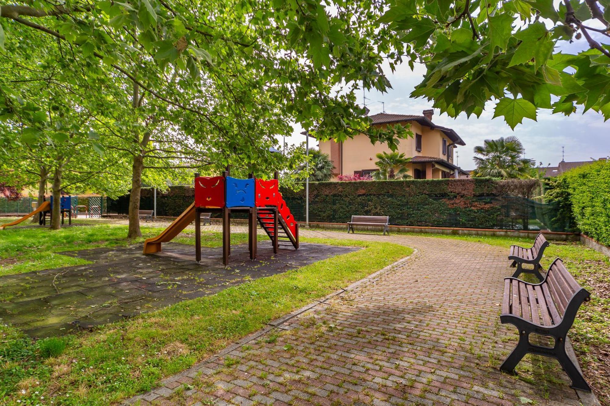 El Sol Residence - Modern House Near Milan Dresano Exterior photo
